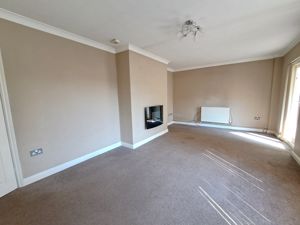 Lounge- click for photo gallery